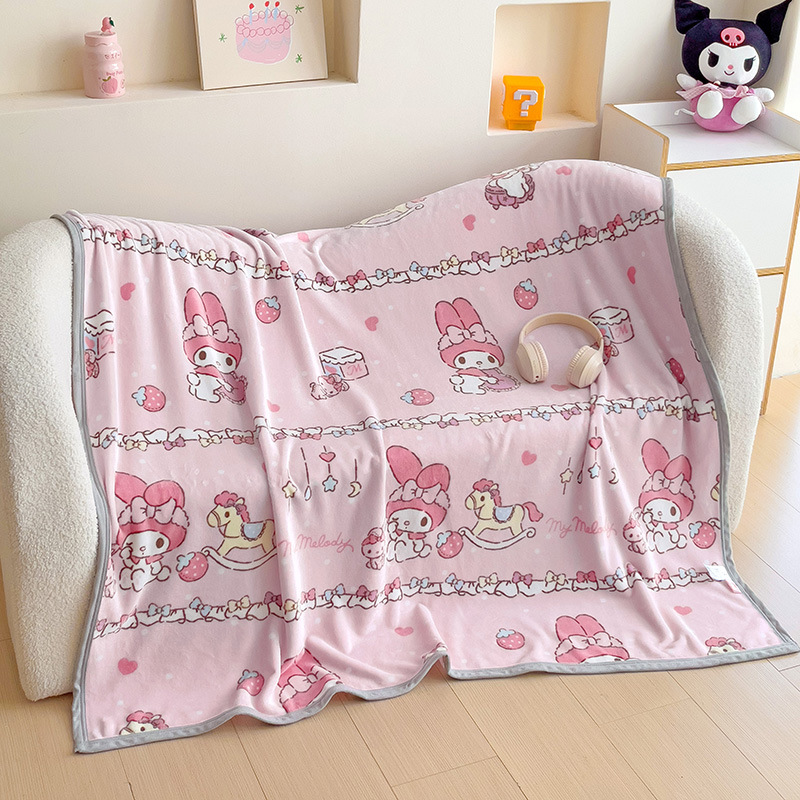 150x200 Hello Kitty Strawberry - Home Of Textiles incelemesi ve fiyatı